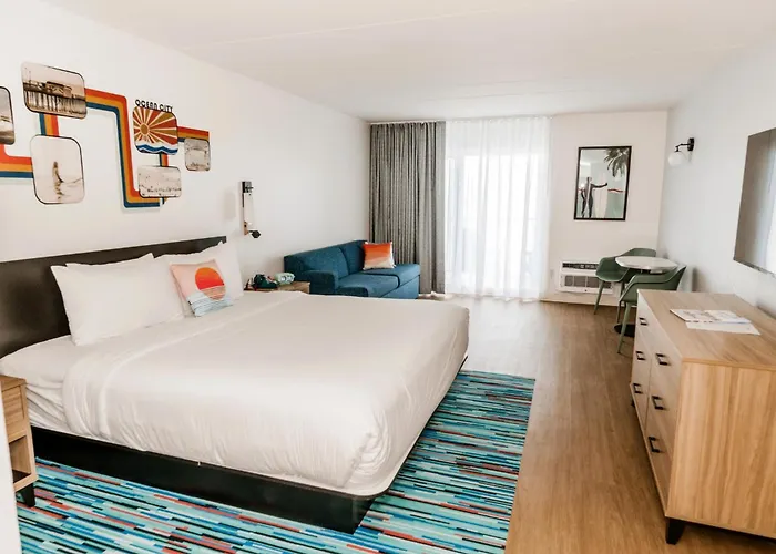 Self catering: Sealoft Oceanfront Hotel